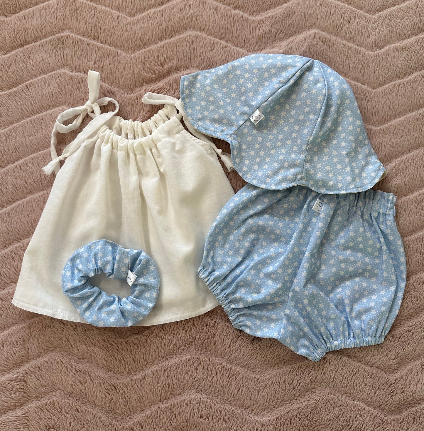 Floral Baby Set!